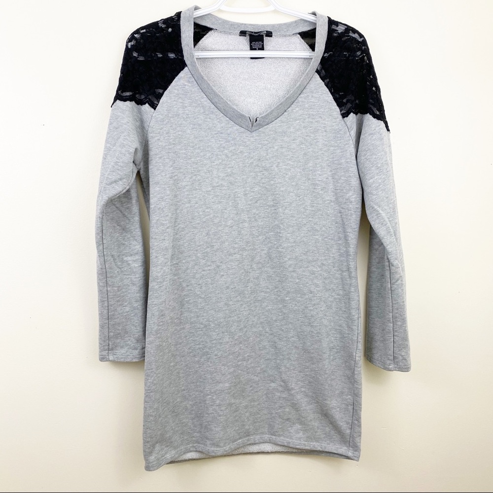 Moda International Lace Gray Sweatshirt Size S